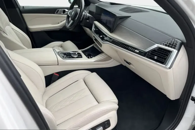 BMW X7 (Seria X) din 2023 cu 47.000 km - oferta BMW258898 - foto 10