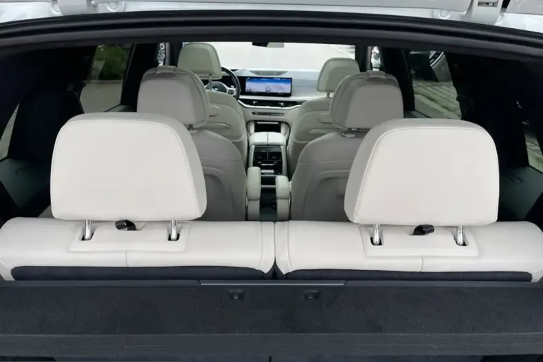 BMW X7 (Seria X) din 2023 cu 47.000 km - oferta BMW258898 - foto 16