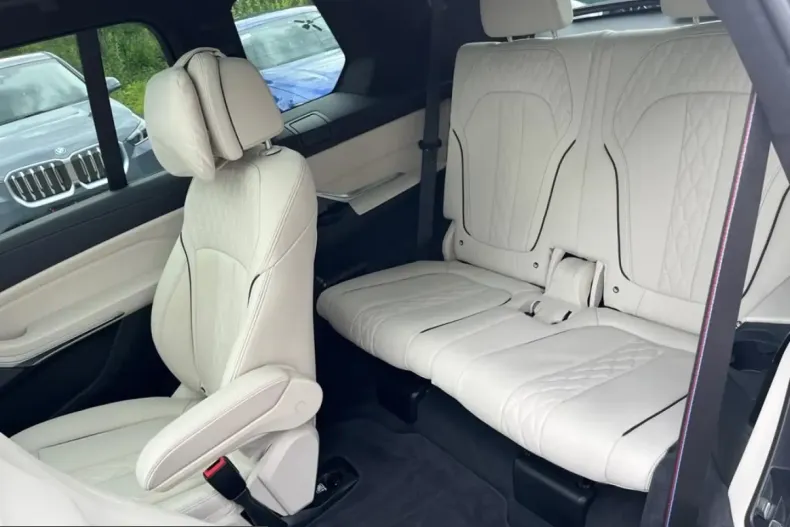 BMW X7 (Seria X) din 2023 cu 47.000 km - oferta BMW258898 - foto 21