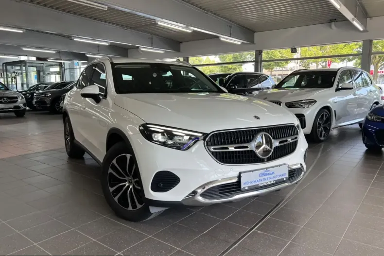 Mercedes-Benz GLC 220 (Clasa GLC) din 2023 cu 71.690 km - oferta MER258907 - foto 1