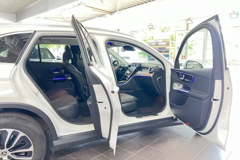 Mercedes-Benz GLC 220 (Clasa GLC) din 2023 cu 71.690 km - oferta MER258907 - foto 13