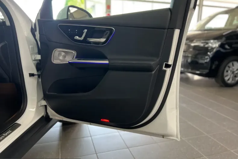 Mercedes-Benz GLC 220 (Clasa GLC) din 2023 cu 71.690 km - oferta MER258907 - foto 16