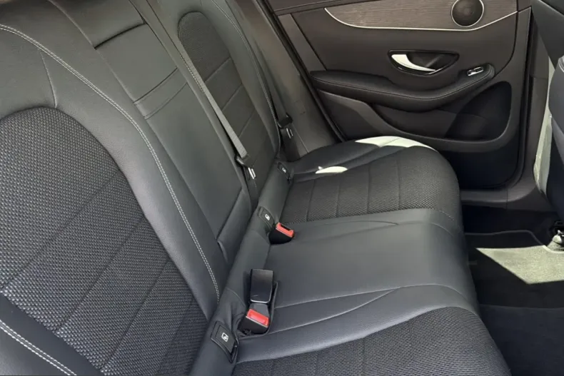 Mercedes-Benz GLC 300 (Clasa GLC) din 2021 cu 69.144 km - oferta MER258909 - foto 26