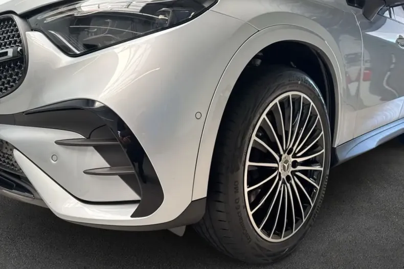 Mercedes-Benz GLC 300 (Clasa GLC) din 2025 cu 25.557 km - oferta MER258911 - foto 6