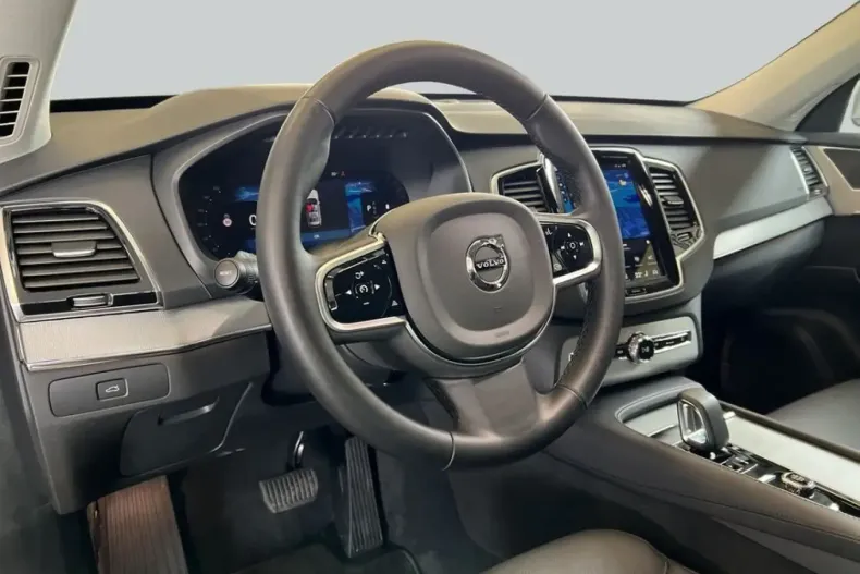 Volvo XC90 din 2024 cu 24.088 km - oferta VOL258914 - foto 16
