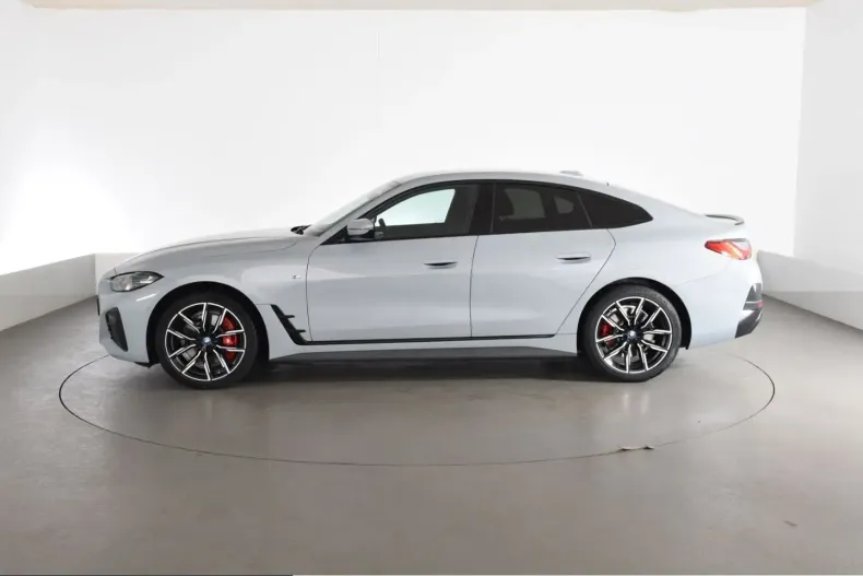 BMW i4 (Seria 4) din 2023 cu 86.452 km - oferta BMW258920 - foto 2