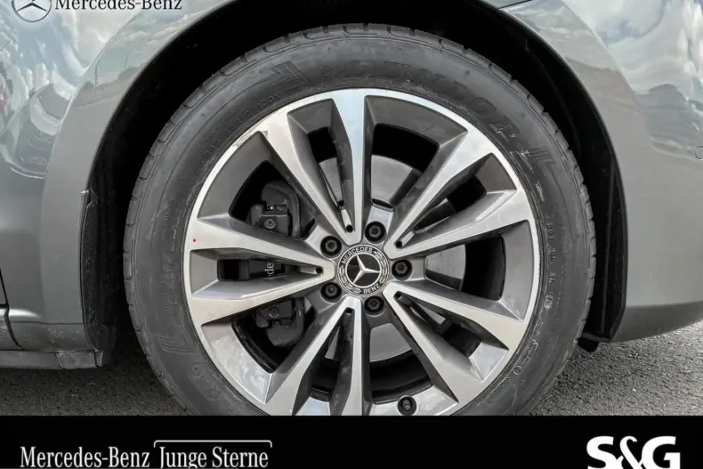 Mercedes-Benz V 300 (Clasa V) din 2021 cu 109.831 km - oferta MER258925 - foto 14