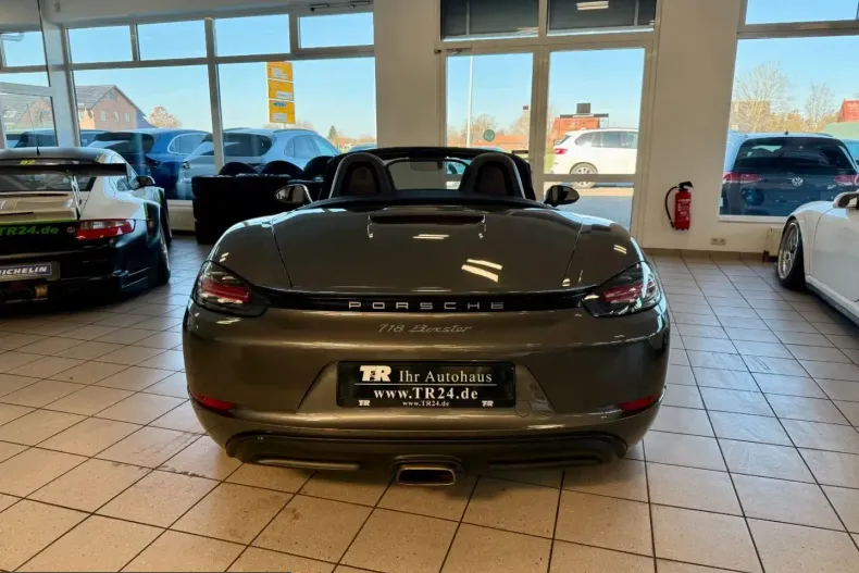 Porsche Boxster din 2021 cu 17.718 km - oferta POR258931 - foto 6