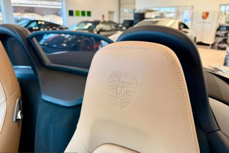 Porsche Boxster din 2021 cu 17.718 km - oferta POR258931 - foto 10