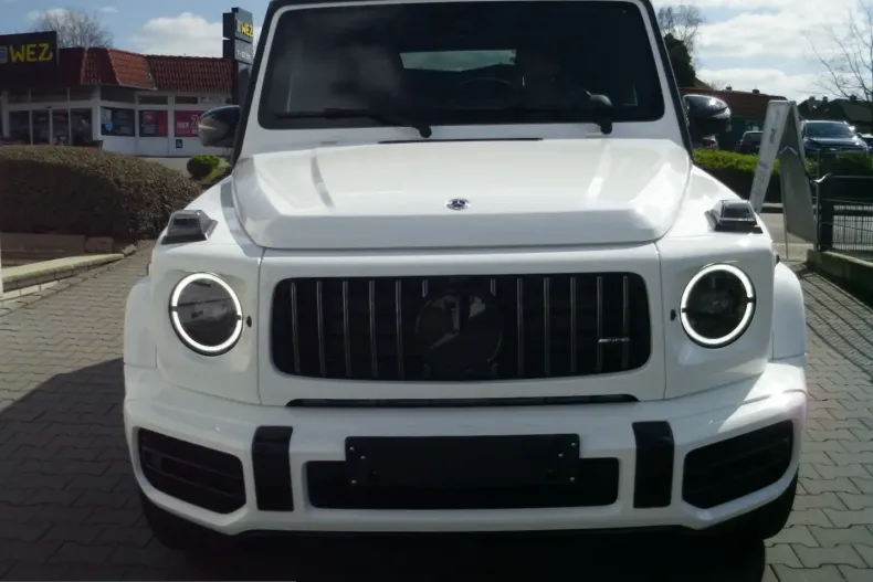Mercedes-Benz G 63 AMG (Clasa G) din 2022 cu 30.000 km - oferta MER258933 - foto 2