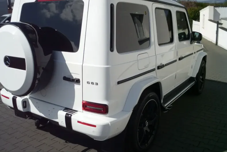 Mercedes-Benz G 63 AMG (Clasa G) din 2022 cu 30.000 km - oferta MER258933 - foto 11