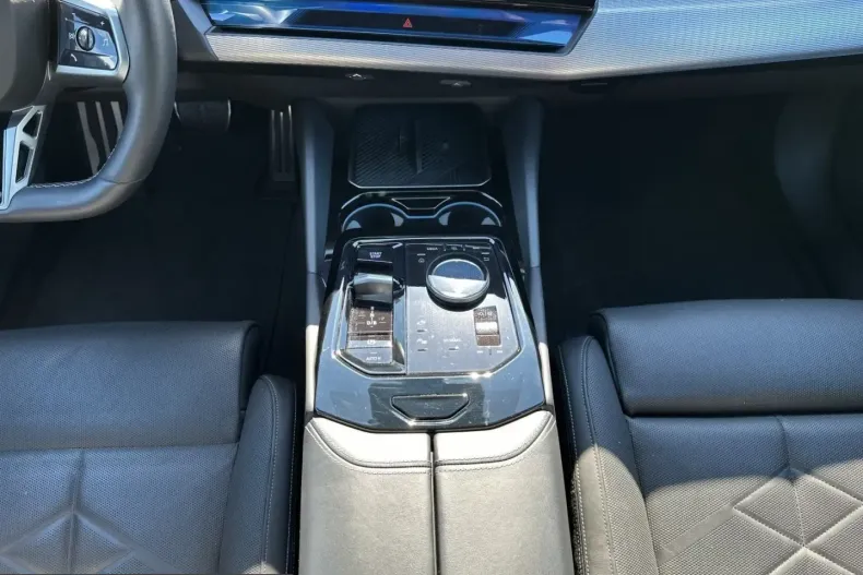 BMW i5 (Seria 5) din 2024 cu 56.700 km - oferta BMW258956 - foto 10