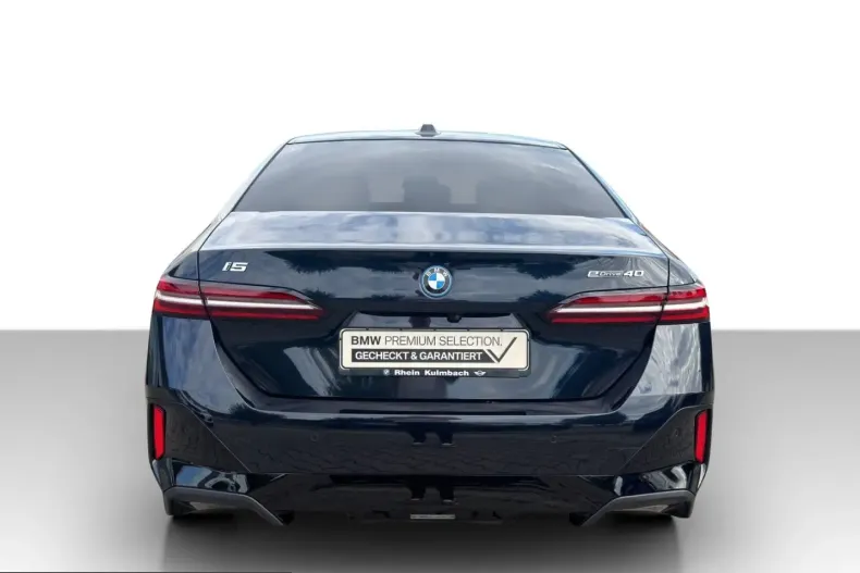 BMW i5 (Seria 5) din 2023 cu 117.978 km - oferta BMW258957 - foto 4