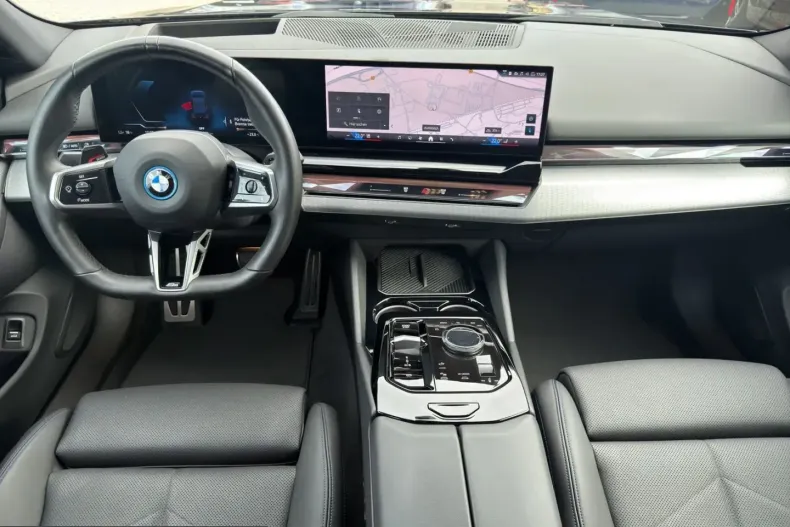 BMW i5 (Seria 5) din 2023 cu 117.978 km - oferta BMW258957 - foto 6
