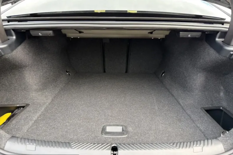 BMW i5 (Seria 5) din 2023 cu 117.978 km - oferta BMW258957 - foto 11