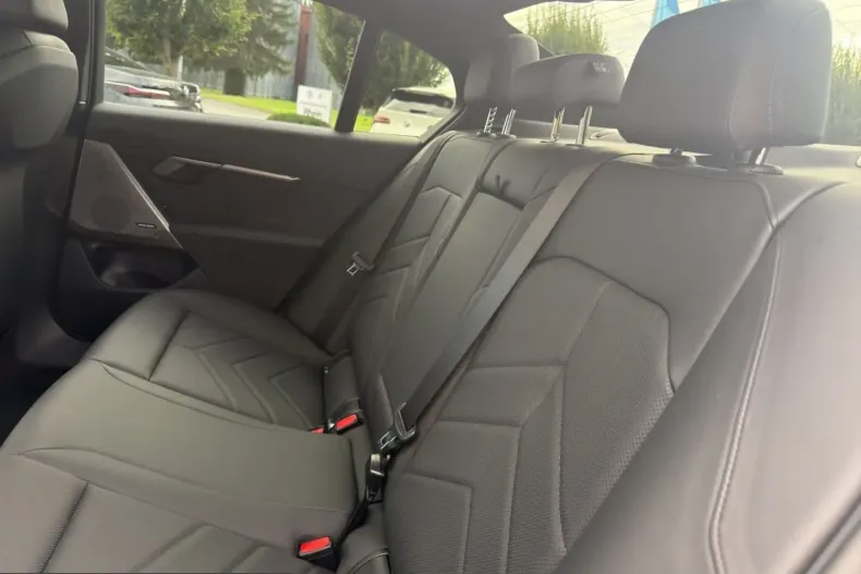 BMW i5 (Seria 5) din 2023 cu 117.978 km - oferta BMW258957 - foto 14