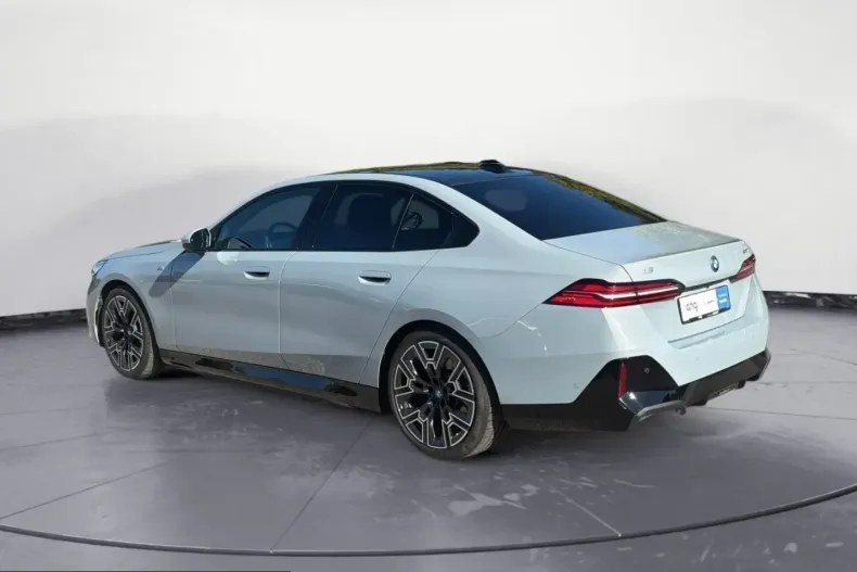 BMW i5 (Seria 5) din 2023 cu 114.684 km - oferta BMW258959 - foto 4