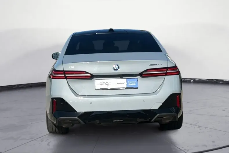 BMW i5 (Seria 5) din 2023 cu 114.684 km - oferta BMW258959 - foto 5