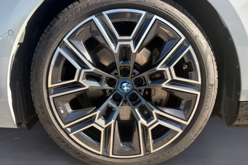 BMW i5 (Seria 5) din 2023 cu 114.684 km - oferta BMW258959 - foto 7