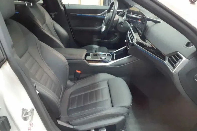 BMW i4 (Seria 4) din 2023 cu 96.648 km - oferta BMW258960 - foto 7
