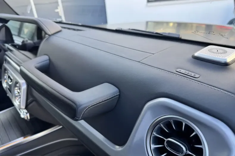 Mercedes-Benz G 500 (Clasa G) din 2024 cu 22.000 km - oferta MER258970 - foto 4