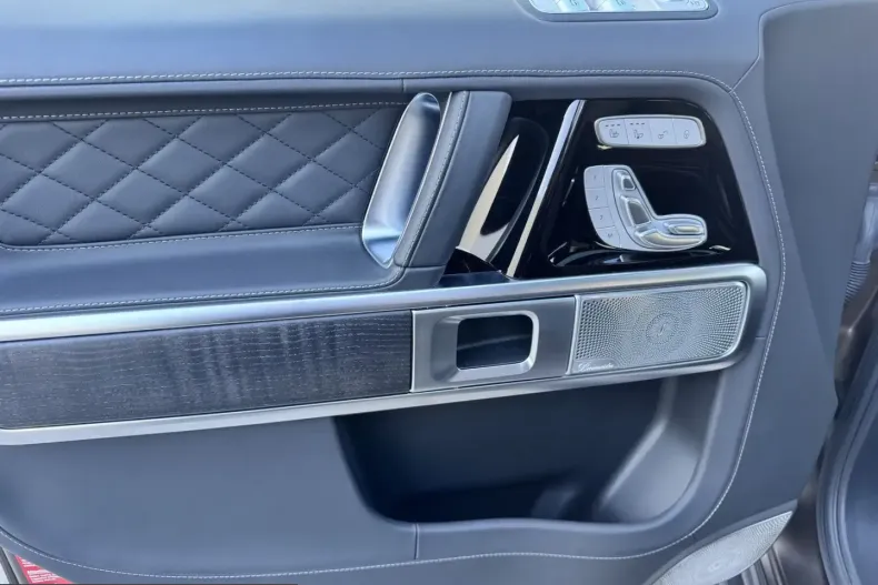 Mercedes-Benz G 500 (Clasa G) din 2024 cu 22.000 km - oferta MER258970 - foto 17
