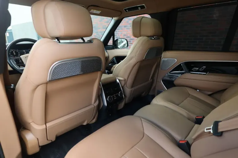 Land Rover Range Rover din 2025 cu 3.875 km - oferta LAN258971 - foto 30