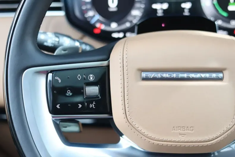 Land Rover Range Rover din 2025 cu 3.875 km - oferta LAN258971 - foto 35