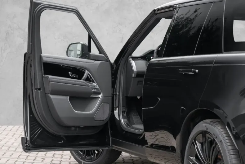 Land Rover Range Rover din 2025 cu 4.627 km - oferta LAN258974 - foto 22