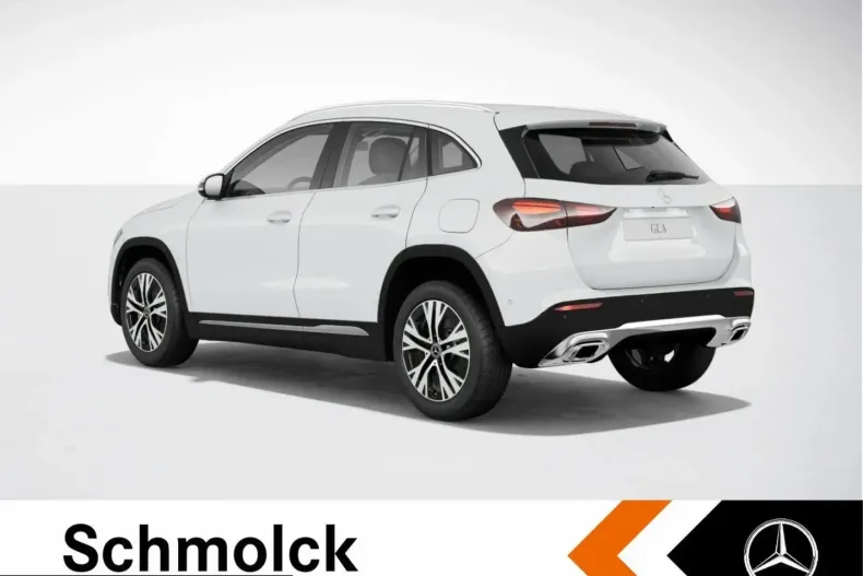Mercedes-Benz GLA 180 (Clasa GLA) din 2024 cu 10.500 km - oferta MER258980 - foto 7