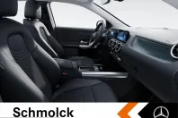 Mercedes-Benz GLA 180 (Clasa GLA) din 2024 cu 10.500 km - oferta MER258980 - foto 8