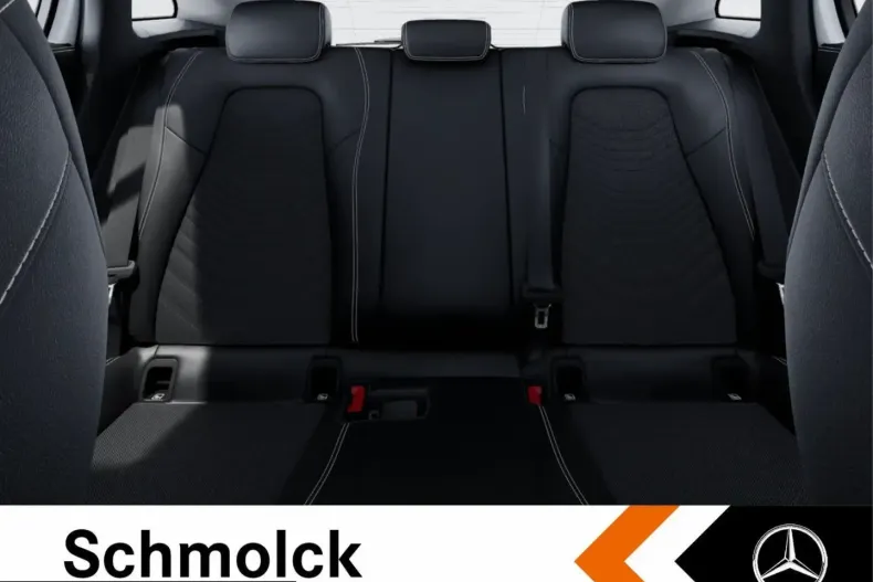 Mercedes-Benz GLA 180 (Clasa GLA) din 2024 cu 10.500 km - oferta MER258980 - foto 12