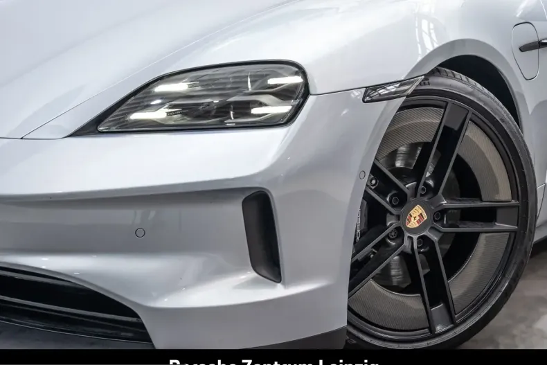 Porsche Taycan din 2024 cu 4.872 km - oferta POR258986 - foto 8