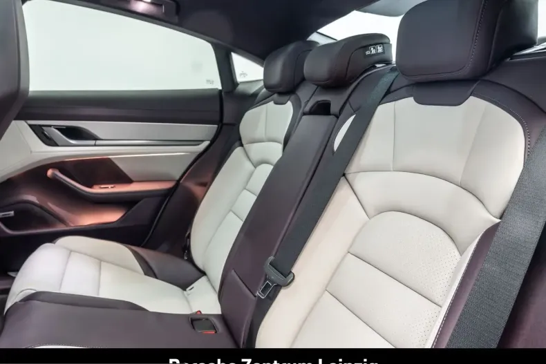 Porsche Taycan din 2024 cu 4.872 km - oferta POR258986 - foto 18