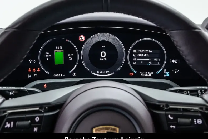 Porsche Taycan din 2024 cu 4.872 km - oferta POR258986 - foto 27