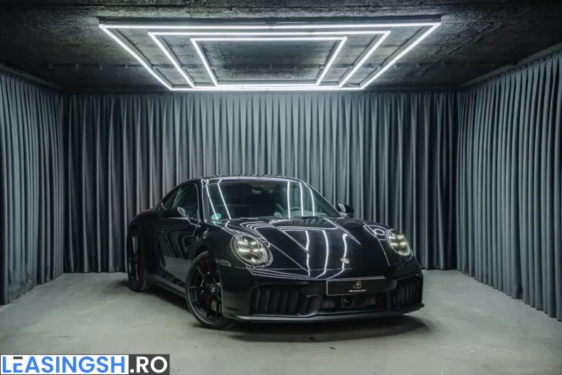 Porsche 992 din 2025 cu 2.900 km - oferta POR258993 - foto 2