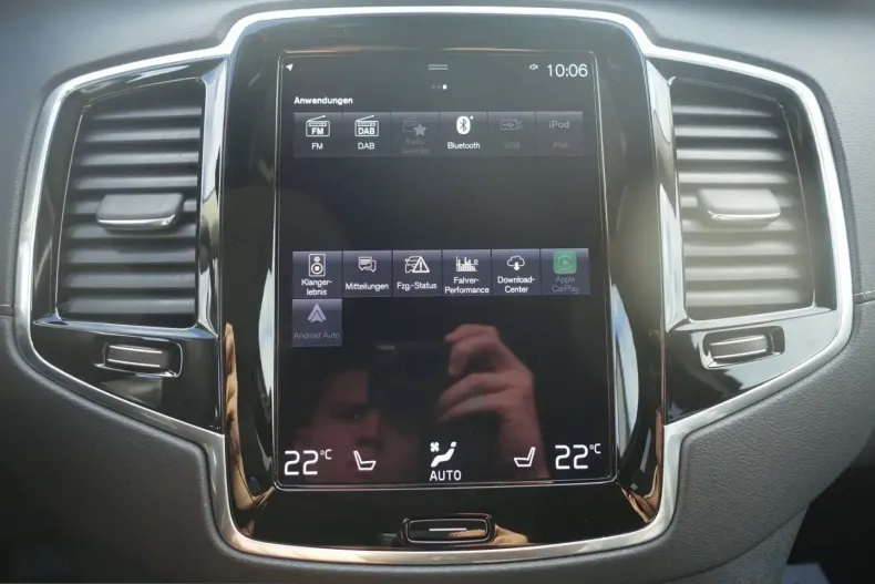 Volvo XC90 din 2022 cu 66.750 km - oferta VOL258997 - foto 17