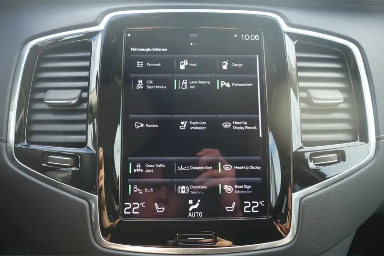 Volvo XC90 din 2022 cu 66.750 km - oferta VOL258997 - foto 18