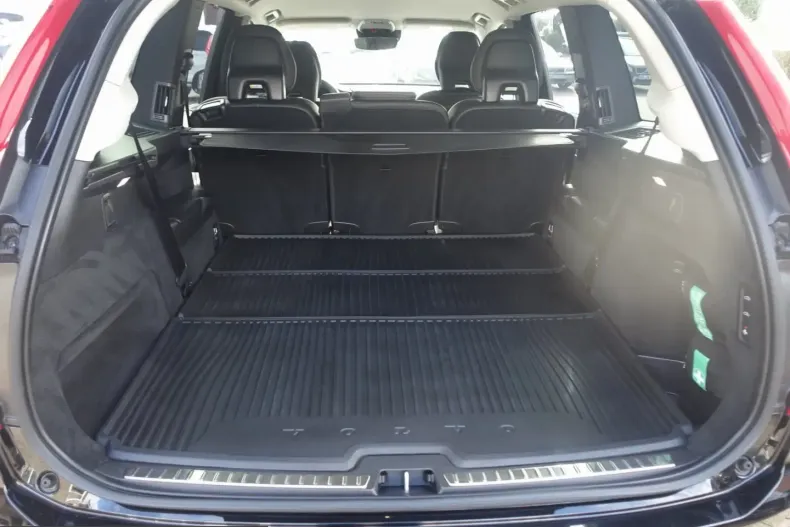 Volvo XC90 din 2022 cu 66.750 km - oferta VOL258997 - foto 28