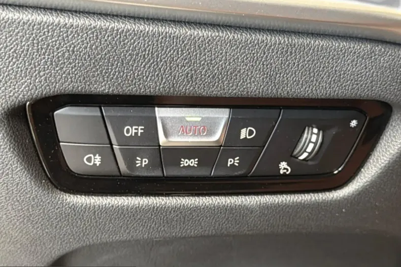BMW 420 (Seria 4) din 2025 cu 49.800 km - oferta BMW259000 - foto 18