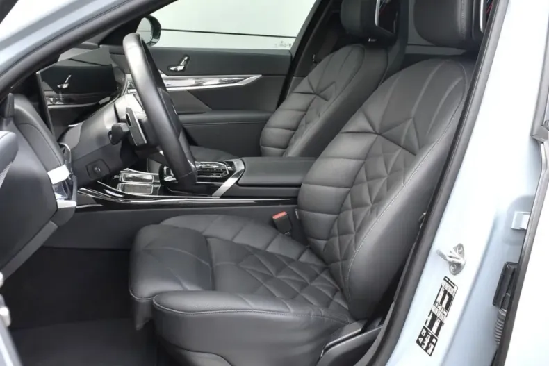 BMW 740 (Seria 7) din 2024 cu 29.900 km - oferta BMW259001 - foto 11