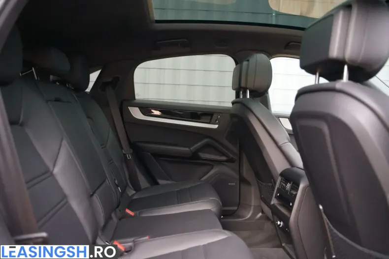 Porsche Cayenne din 2025 cu 17.999 km - oferta POR259010 - foto 32