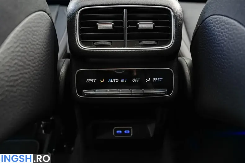 Mercedes-Benz GLE 300 (Clasa GLE) din 2024 cu 488 km - oferta MER259018 - foto 21