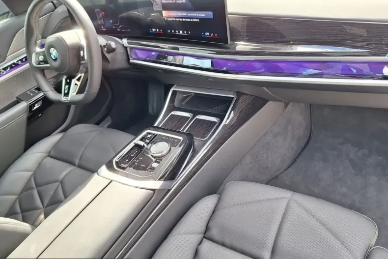 BMW 740 (Seria 7) din 2025 cu 10.184 km - oferta BMW259019 - foto 6
