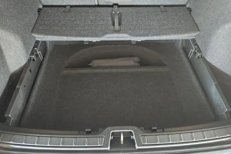 Volvo XC40 din 2023 cu 31.903 km - oferta VOL259024 - foto 20