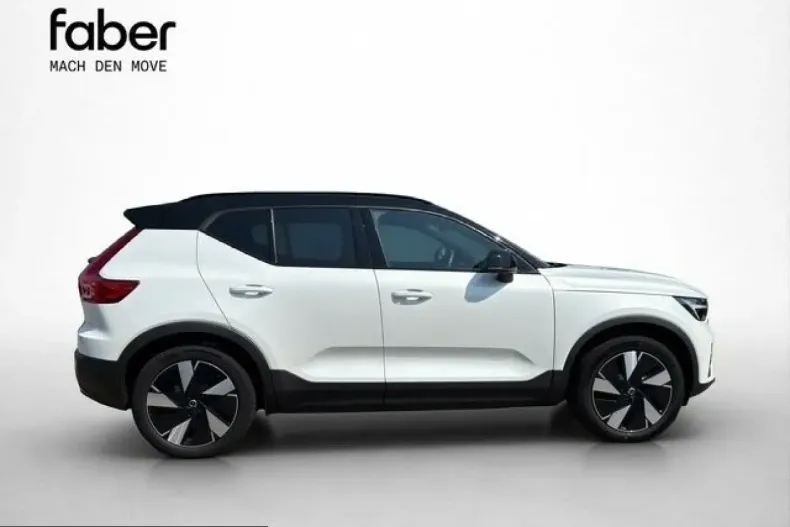 Volvo XC40 din 2023 cu 42.060 km - oferta VOL259026 - foto 3