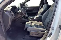 Volvo XC40 din 2023 cu 42.060 km - oferta VOL259026 - foto 10