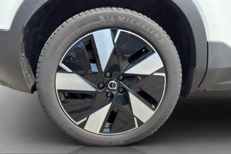 Volvo XC40 din 2023 cu 42.060 km - oferta VOL259026 - foto 20