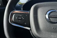 Volvo XC40 din 2023 cu 45.050 km - oferta VOL259027 - foto 28