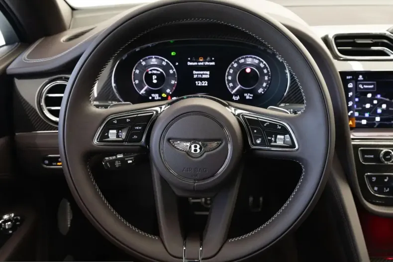 Bentley Bentayga din 2025 cu 8.900 km - oferta BEN259038 - foto 11